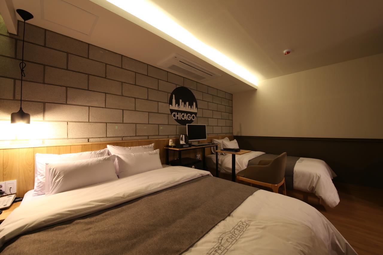 Hotel Chicago Changwon Zewnętrze zdjęcie