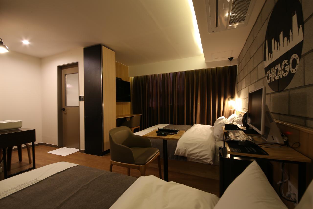 Hotel Chicago Changwon Zewnętrze zdjęcie